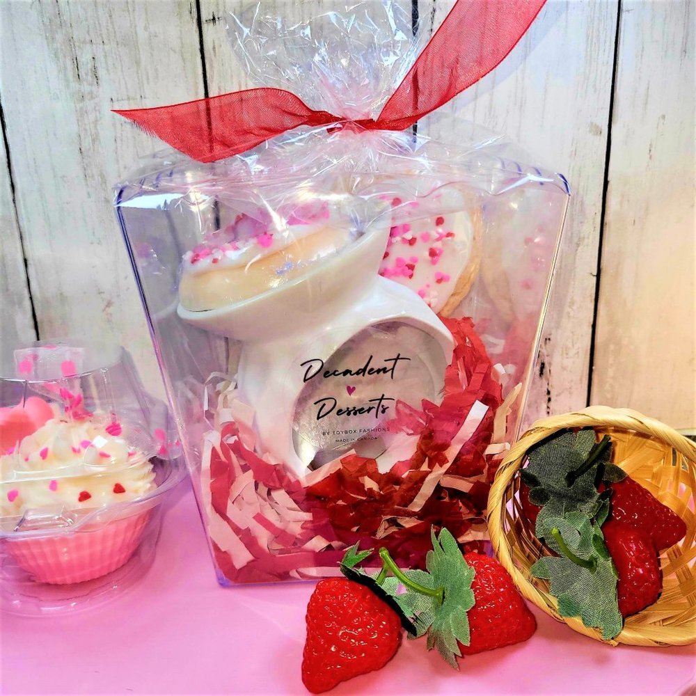 Cafe Delights Valentine's Scented Soy Wax Melts, Wax Warmer And Candle Gift Set